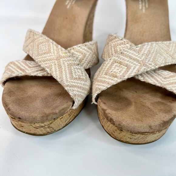 Toms Platform Cork Wedge Sandal Size 9.5 Strappy Canvas Beige Cream Espadrille - Picture 3 of 9